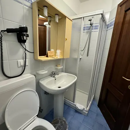 Hotel Edelweiss 3*