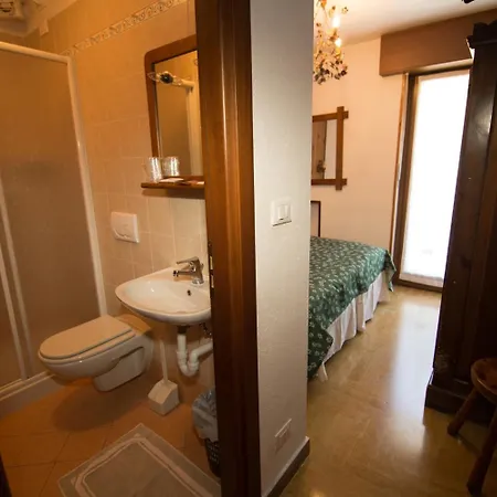 Edelweiss Hotell