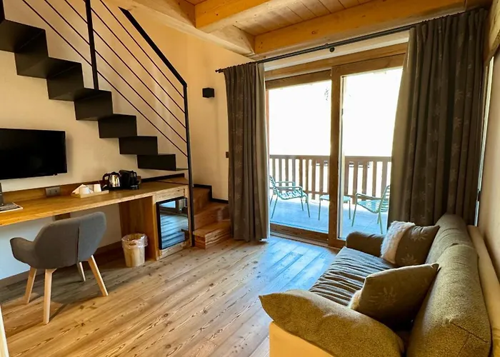 Edelweiss 3*